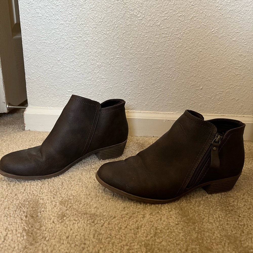 Dark brown boots